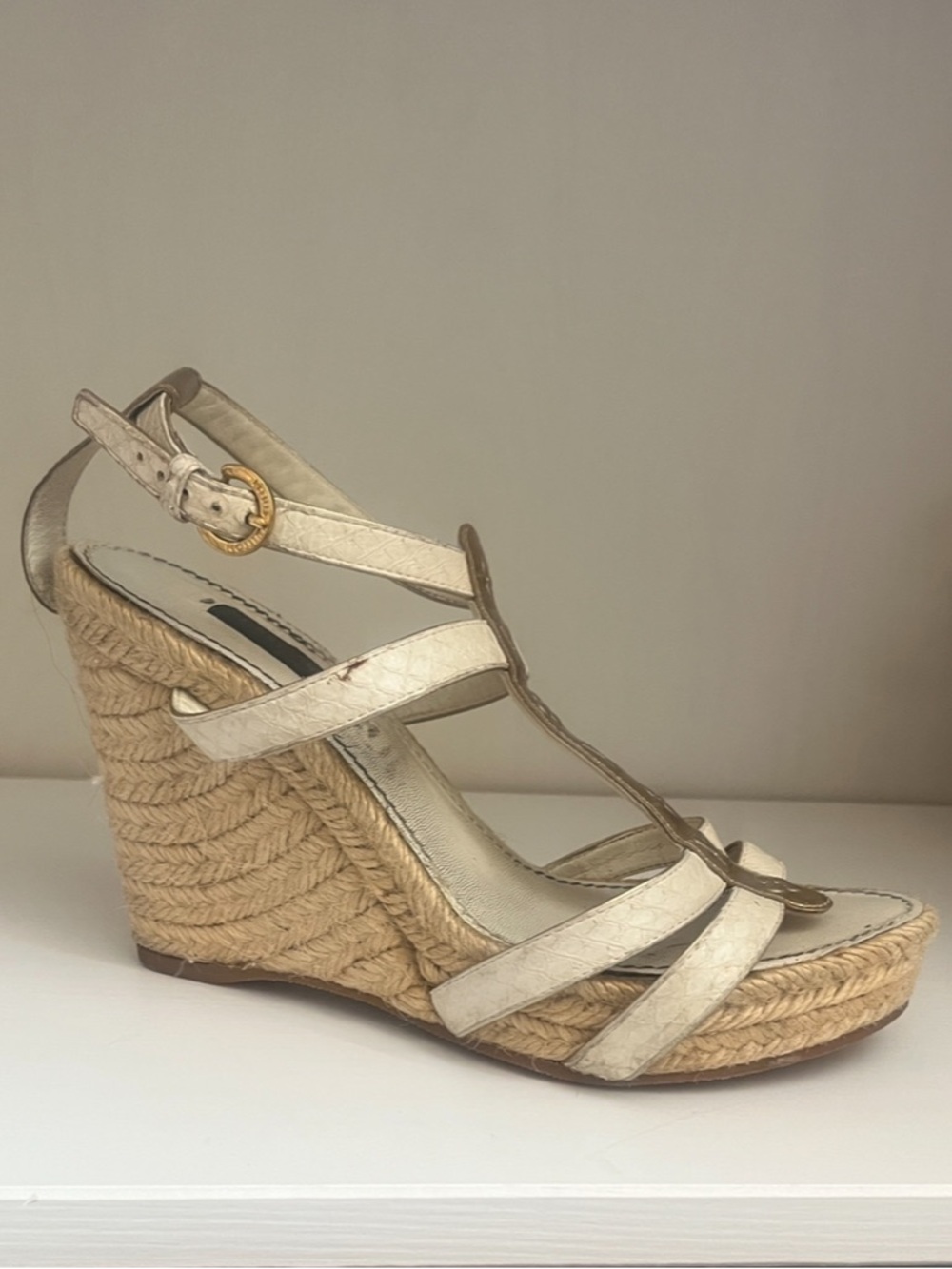 Louis Vuitton White and Gold Espadrille Wedge Sandals 6 - Picture 3 of 15